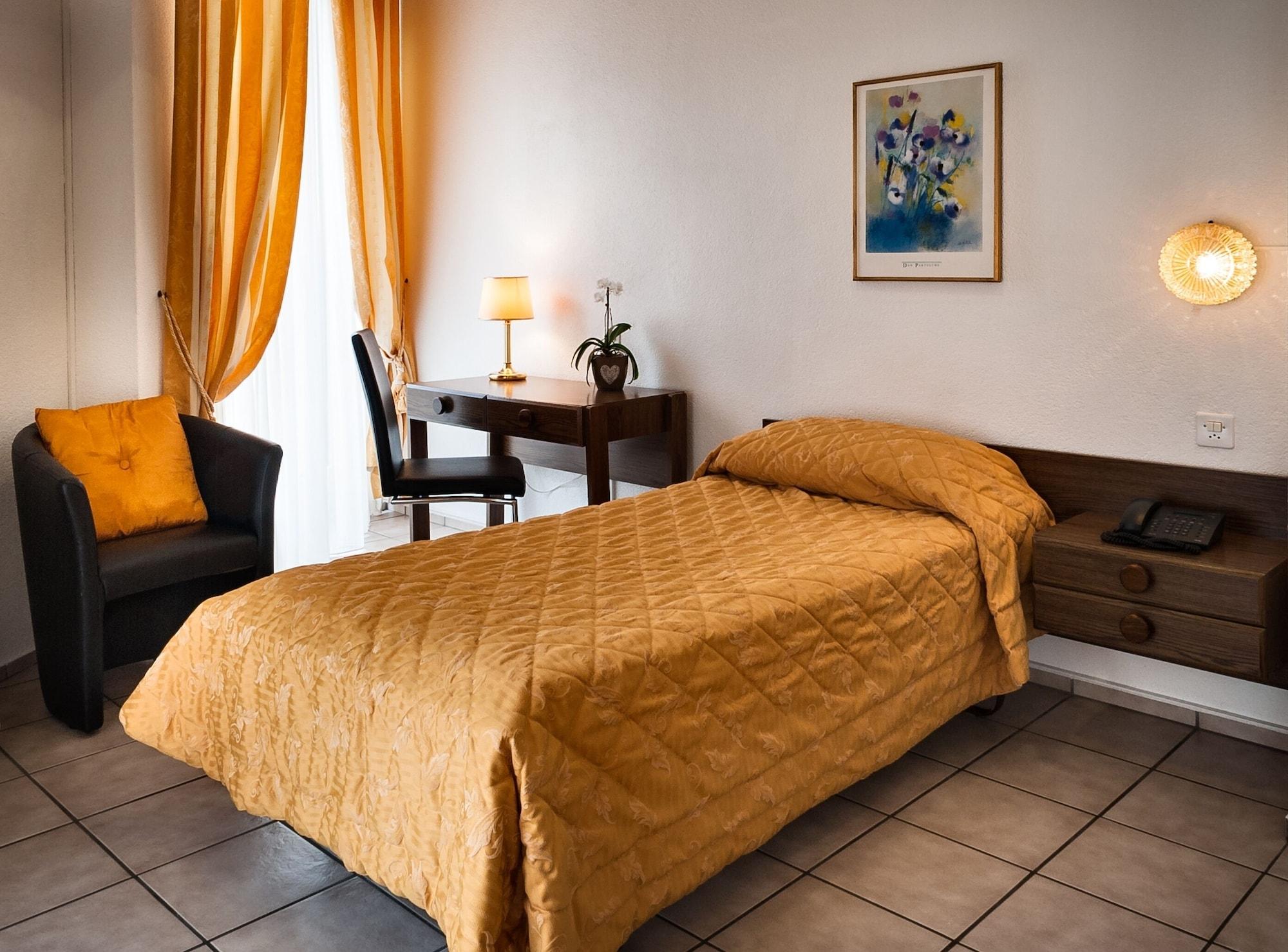לוקרנו Hotel Dell'Angelo מראה חיצוני תמונה